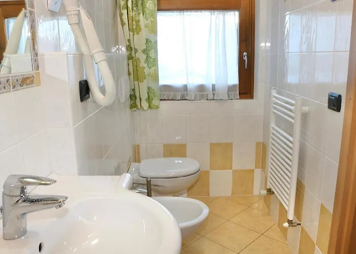 Casa Peri דירה ליביניו